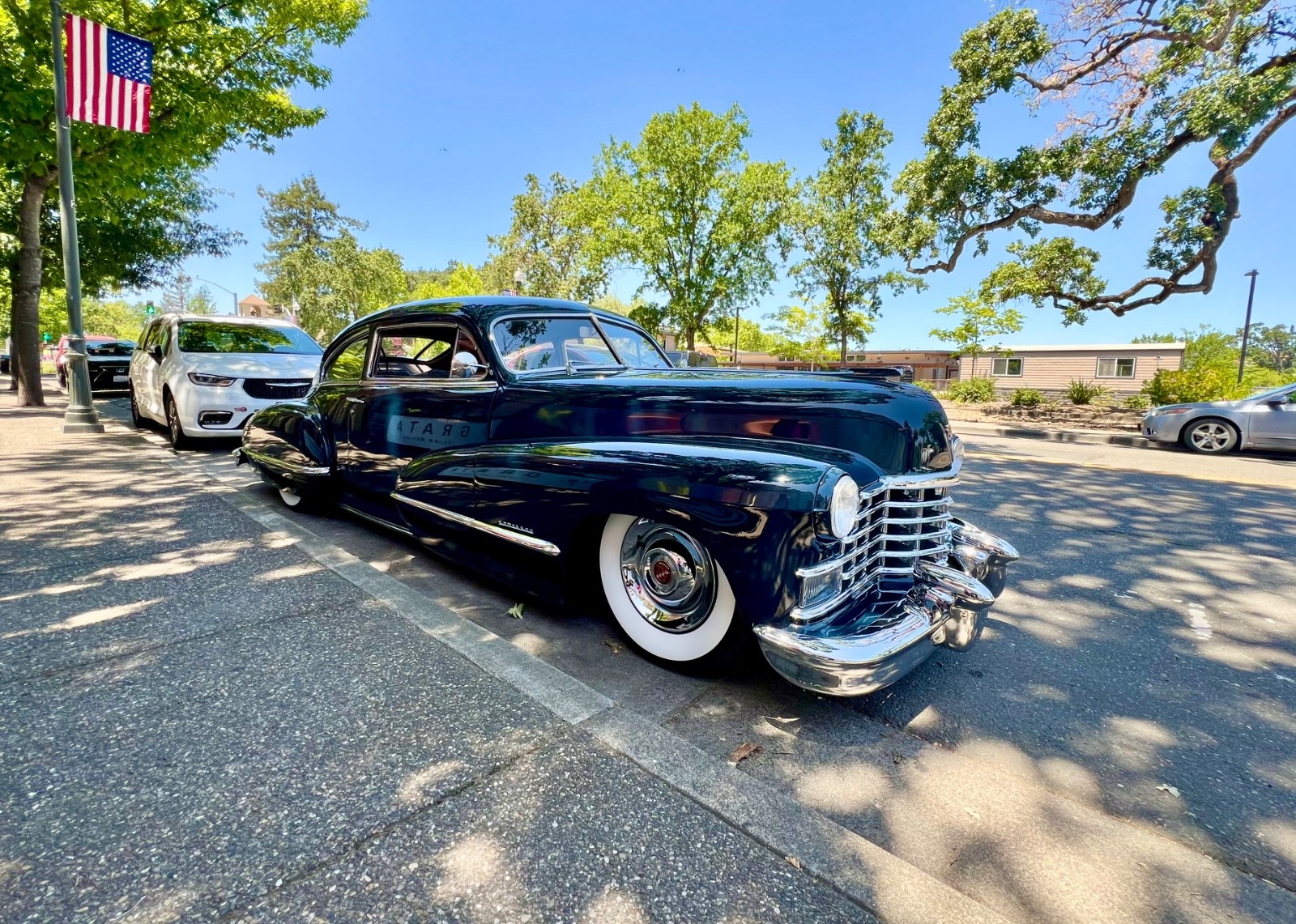 Cadillac-Series-62-Fastback-Club-Coupe-1946-Coupe-9
