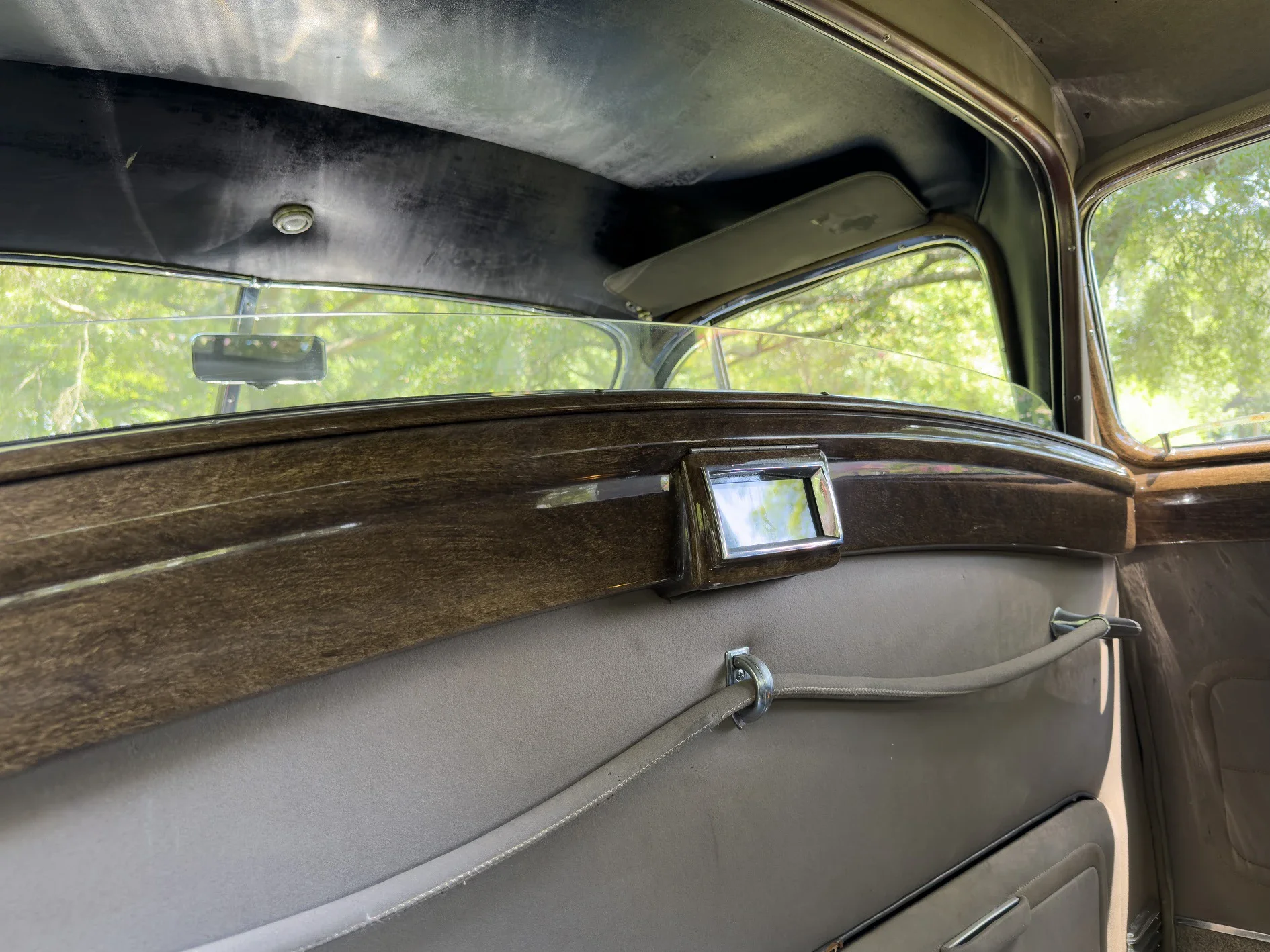Cadillac-Series-75-1949-Black-Gray-13