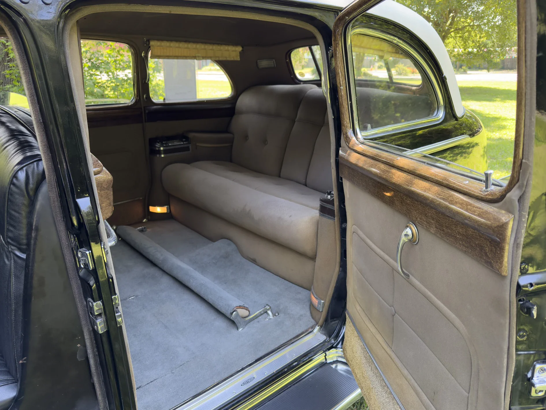 Cadillac-Series-75-1949-Black-Gray-19