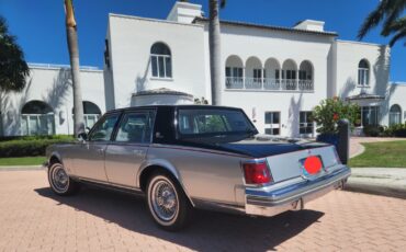 Cadillac-Seville-1978-Sedan-18