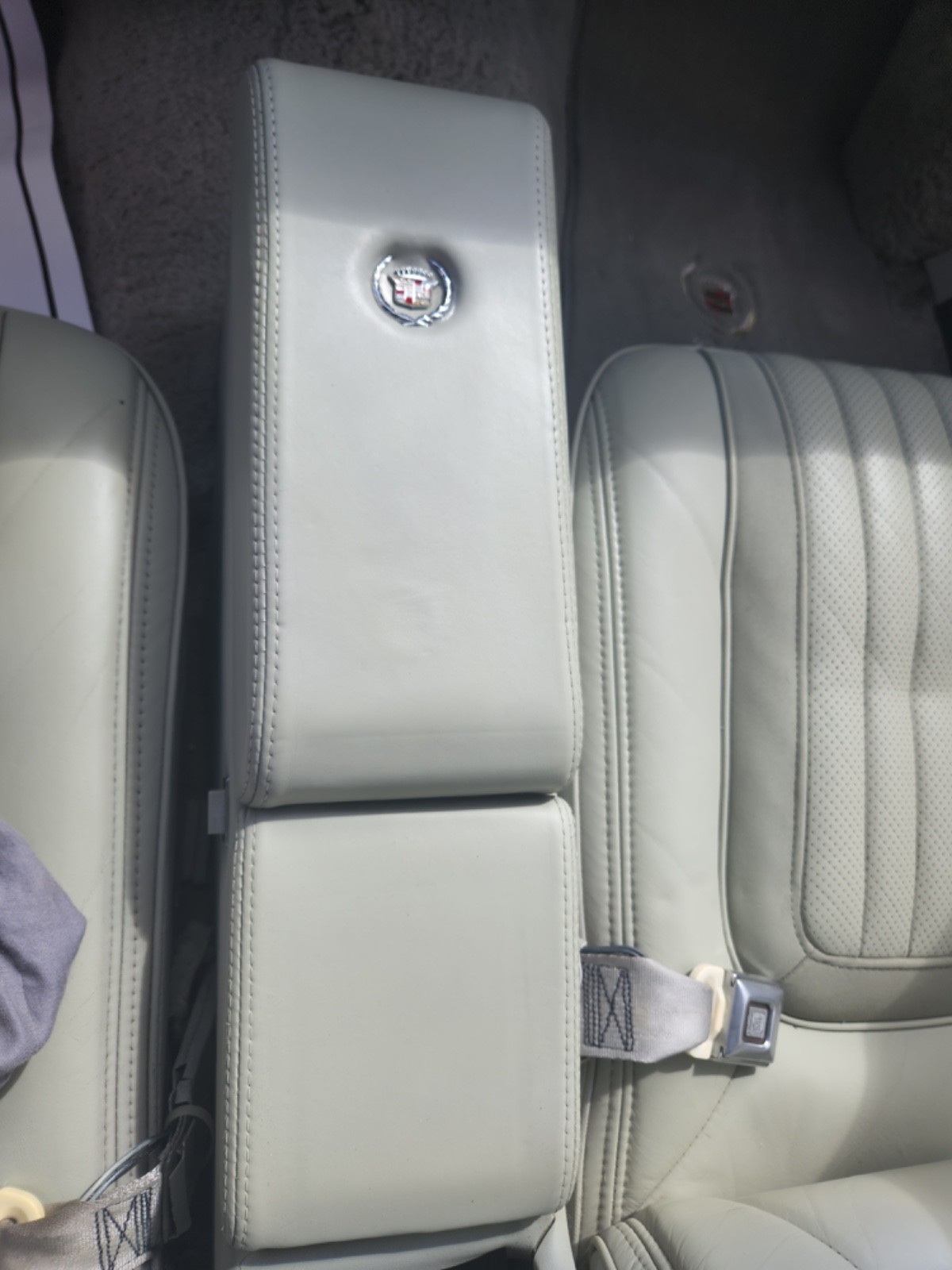 Cadillac-Seville-1978-Sedan-21