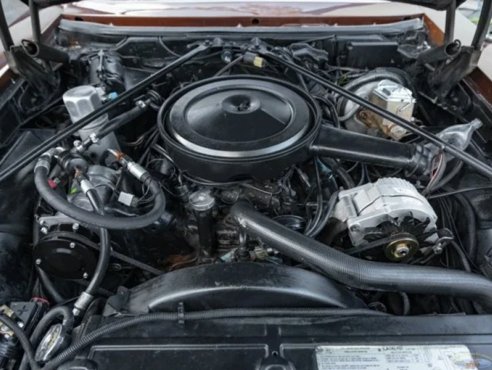 Cadillac-Seville-1979-Brown-Brown-12