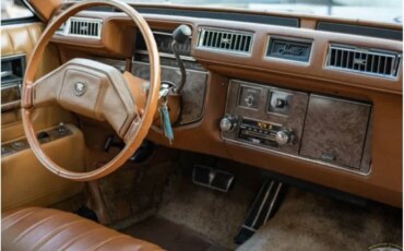 Cadillac-Seville-1979-Brown-Brown-9