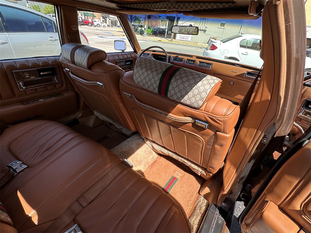 Cadillac-Seville-1979-Medium-Brown-Tan-31