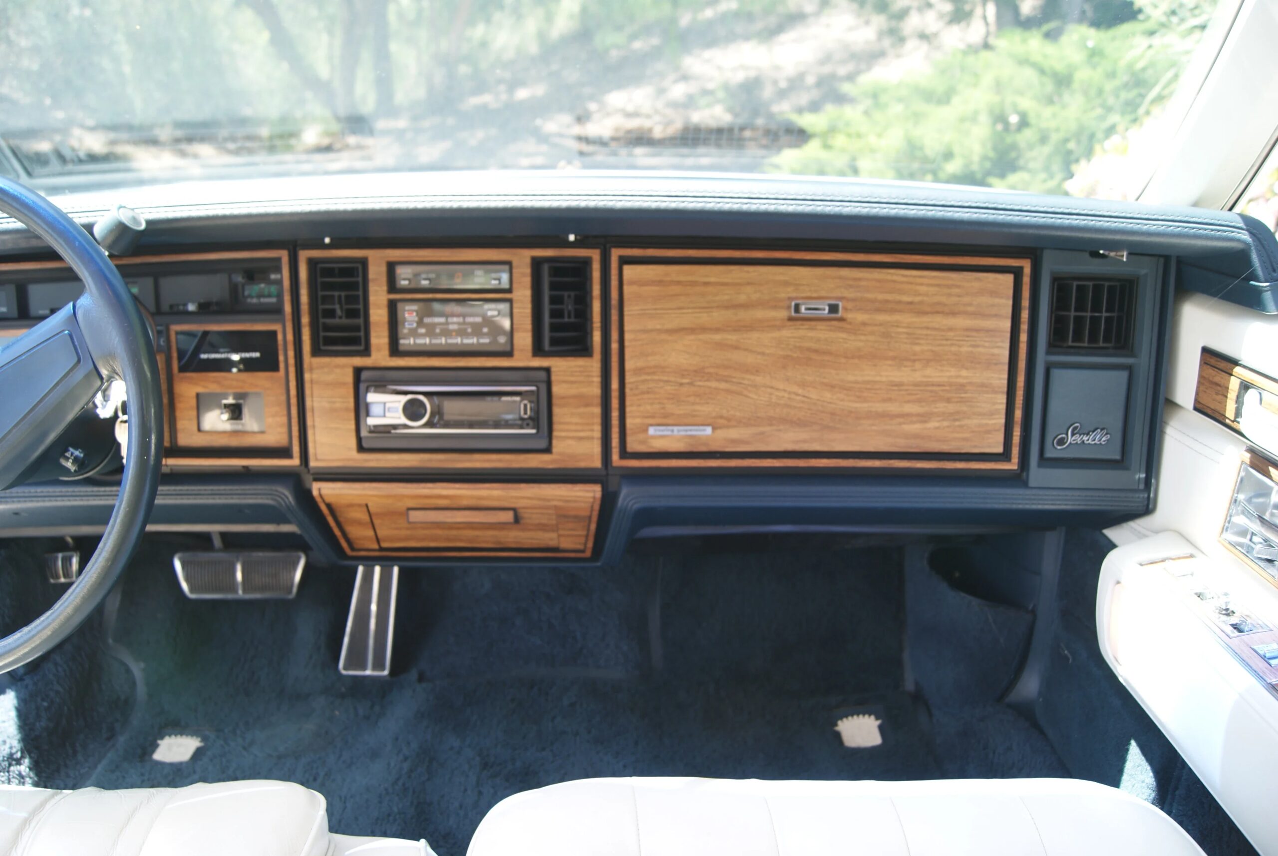 Cadillac-Seville-sls-1985-Blue-Blue