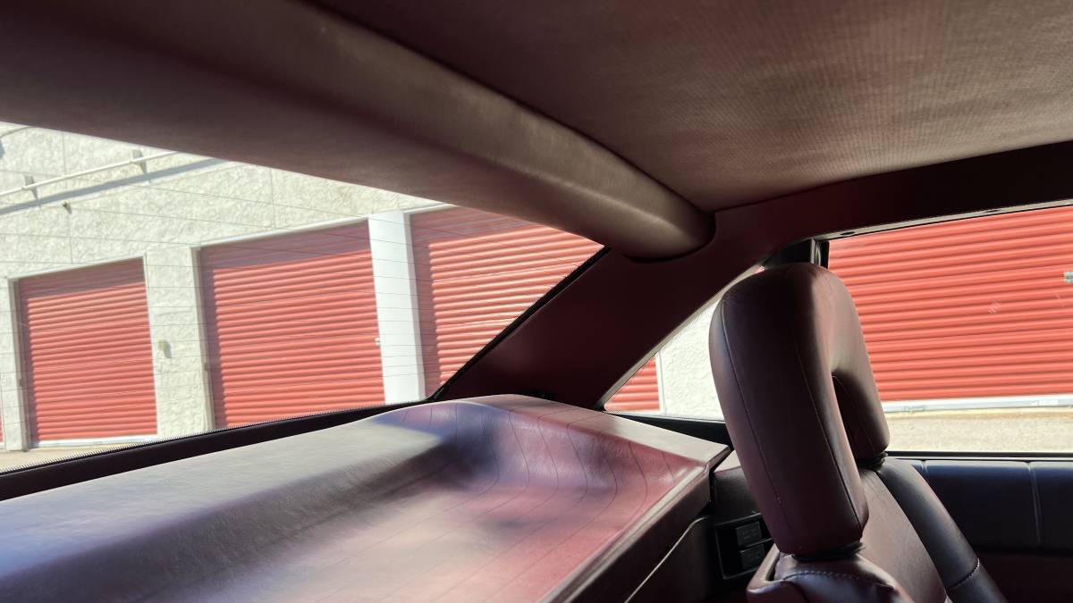 Cadillac-allante-1987-9