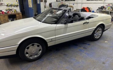 Cadillac-allante-1991-white-15