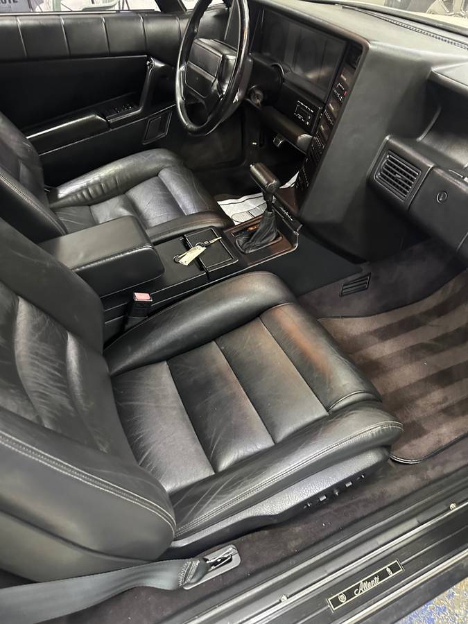 Cadillac-allante-1991-white-6