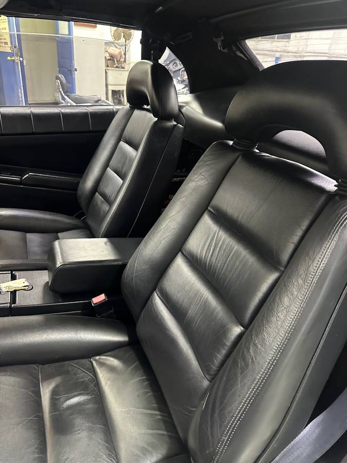 Cadillac-allante-1991-white-8