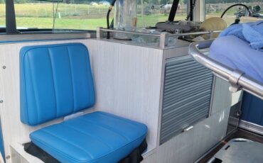 Cadillac-ambulance-miller-meteor-1974-9
