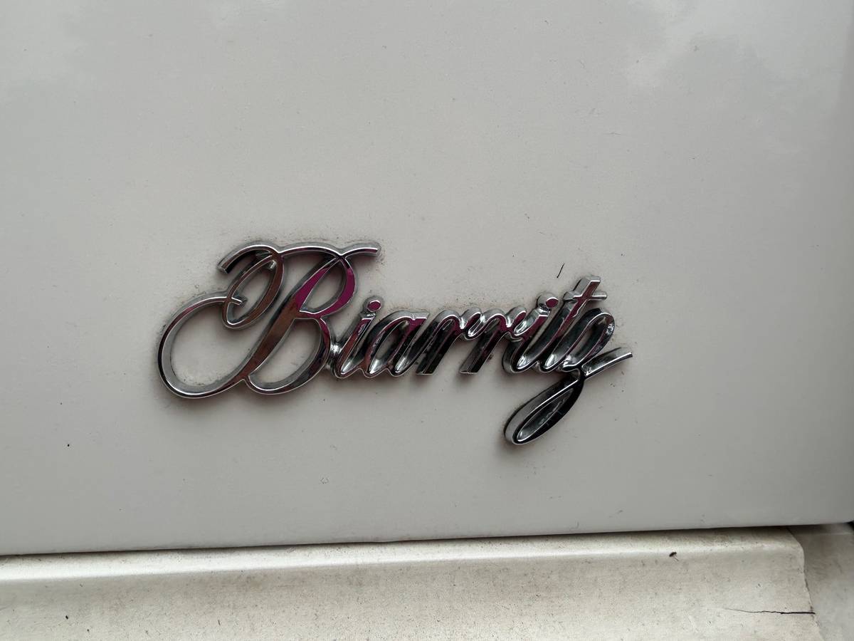 Cadillac-biarritz-1985-white-11
