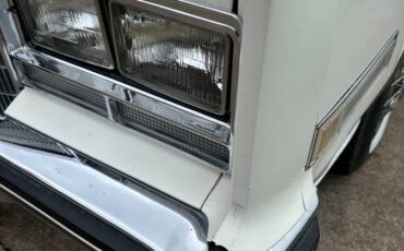 Cadillac-biarritz-1985-white-5