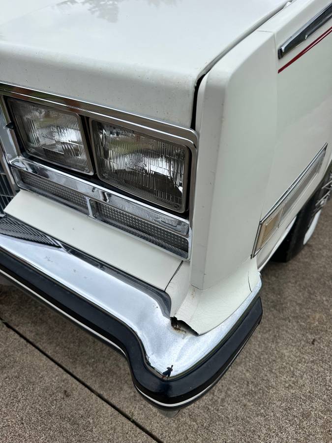Cadillac-biarritz-1985-white-5