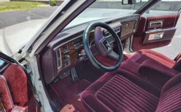 Cadillac-brougham-1988-white-7