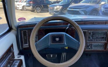 Cadillac-brougham-1991-blue-13