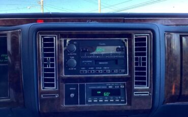 Cadillac-brougham-1991-blue-15