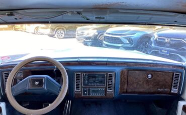 Cadillac-brougham-1991-blue-5