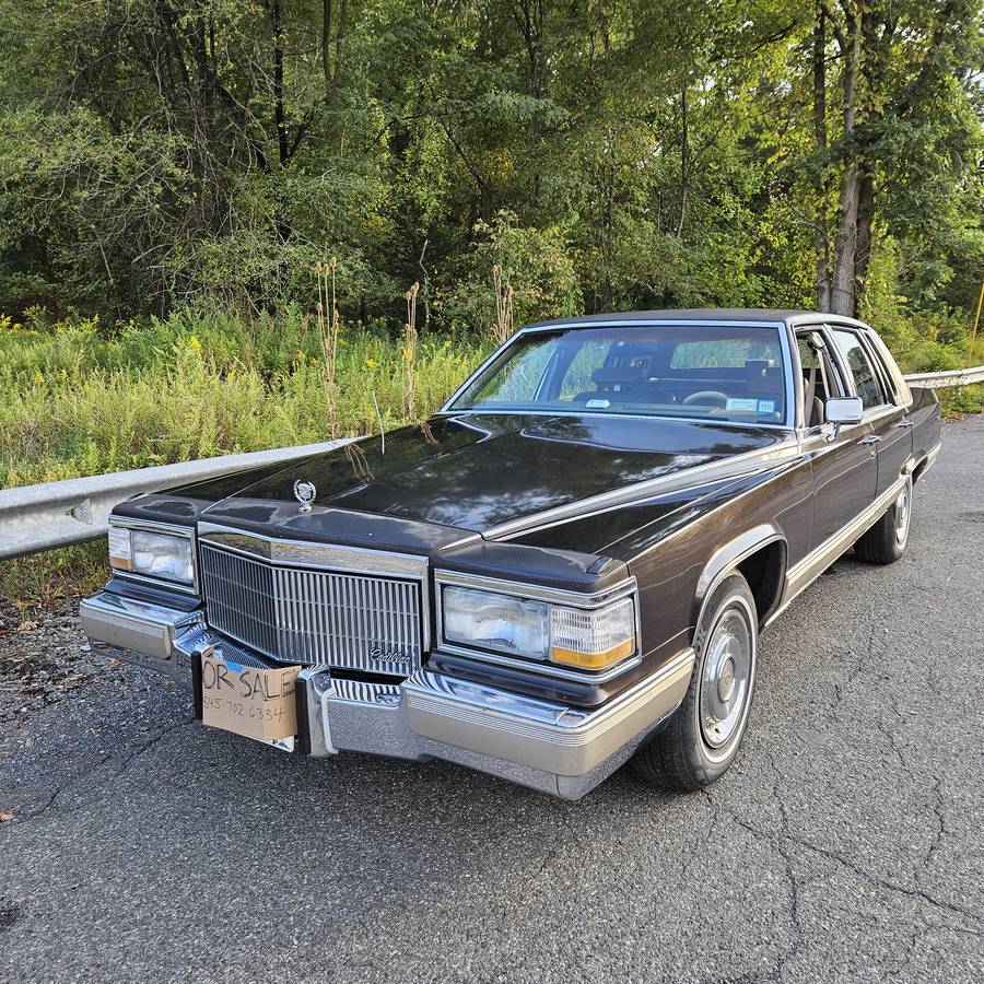 Cadillac-brougham-1991-brown