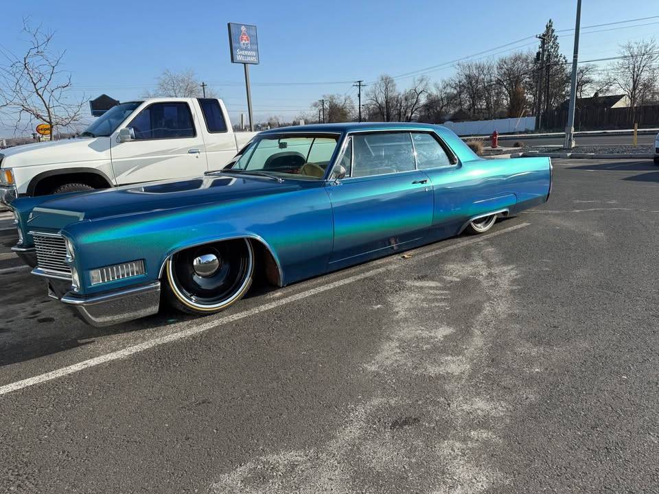 Cadillac-calais-1966-blue-4