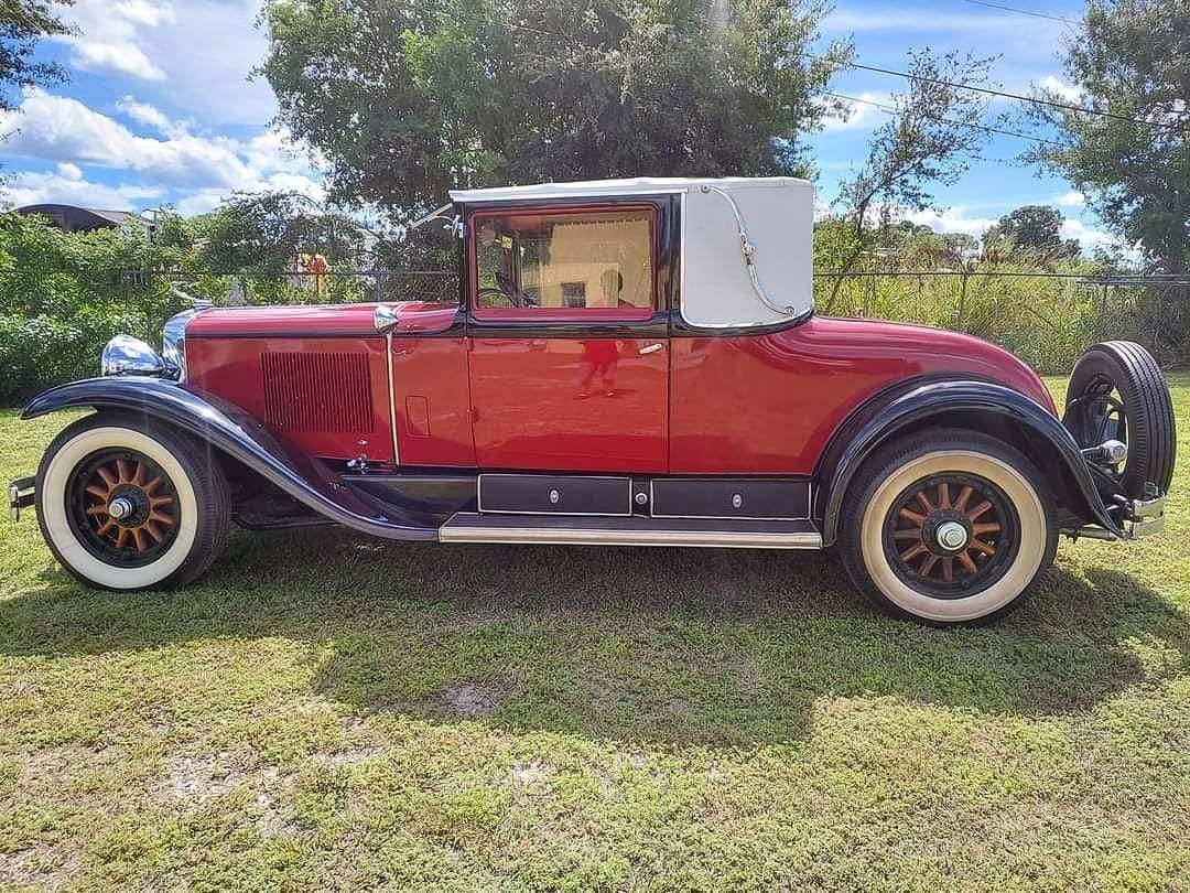 Cadillac-coupe-1928-red-1