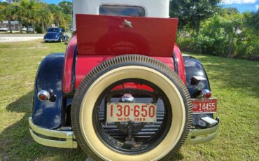 Cadillac-coupe-1928-red-18