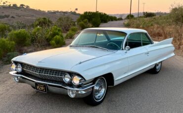 Cadillac-coupe-1961-4