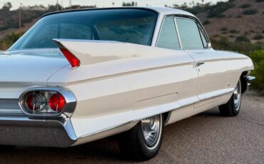 Cadillac-coupe-1961-8