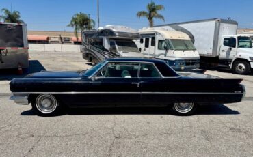 Cadillac-coupe-deville-1964-7
