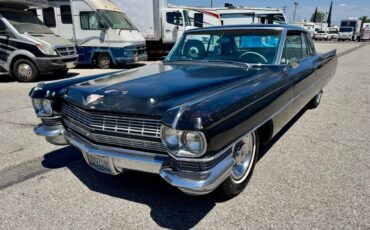 Cadillac-coupe-deville-1964-9