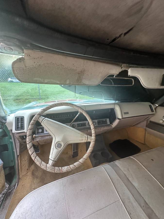 Cadillac-coupe-deville-1967-green-1
