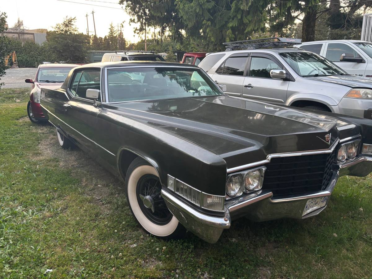 Cadillac-coupe-deville-1969-black-1