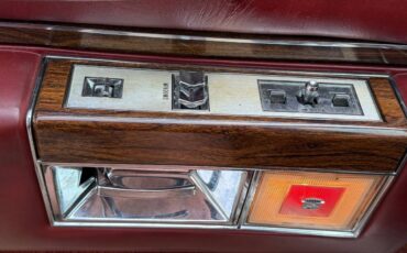 Cadillac-coupe-deville-1978-white-14