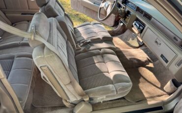 Cadillac-coupe-deville-1988-brown-12
