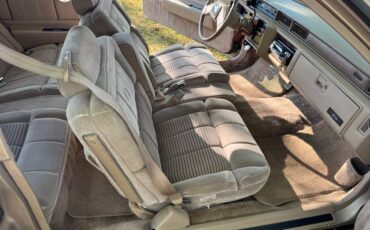 Cadillac-coupe-deville-1988-brown-35