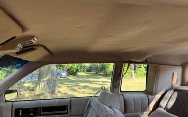 Cadillac-coupe-deville-1988-brown-40