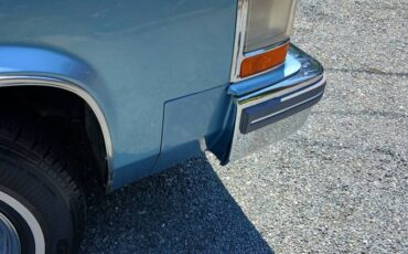 Cadillac-coupe-deville-diesel-1981-blue-11