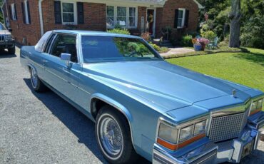 Cadillac-coupe-deville-diesel-1981-blue