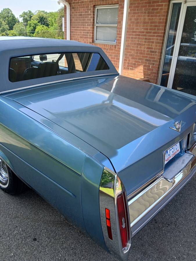 Cadillac-coupe-deville-diesel-1981-blue-9