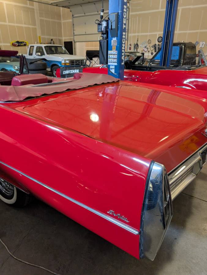 Cadillac-de-ville-convertible-1967-red-4