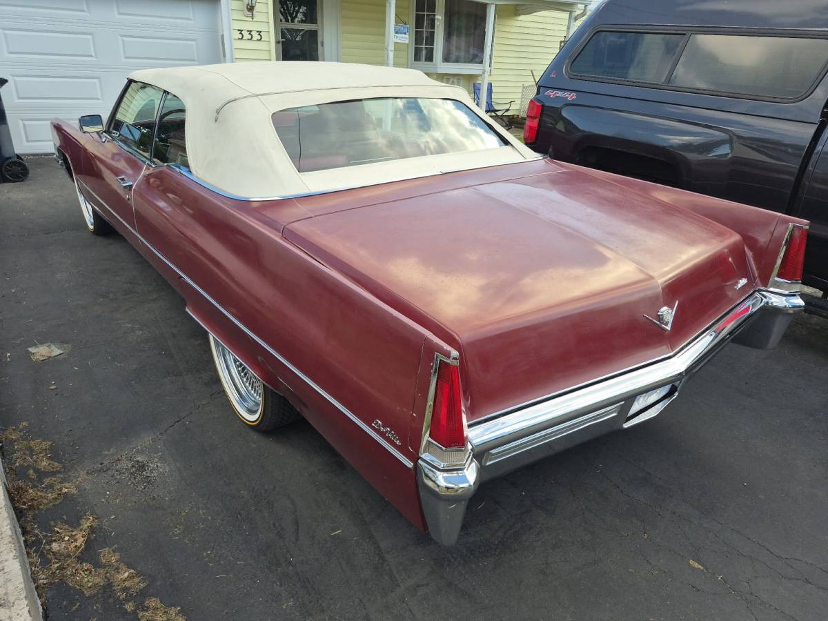 Cadillac-deville-1969-red-1