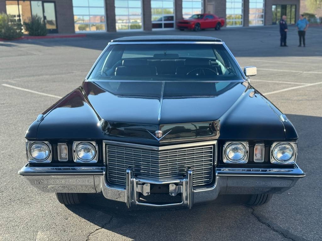 Cadillac-deville-1972-black-2