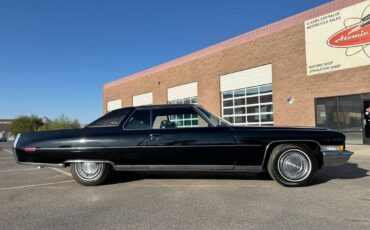 Cadillac-deville-1972-black-4