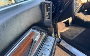 Cadillac-deville-1972-black-83