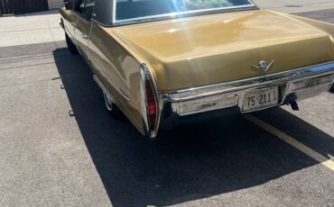 Cadillac-deville-1972-custom-3