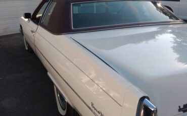 Cadillac-deville-1975-white-5