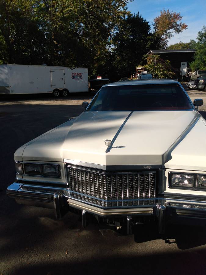Cadillac-deville-1975-white