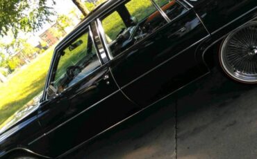 Cadillac-deville-1978-black-2