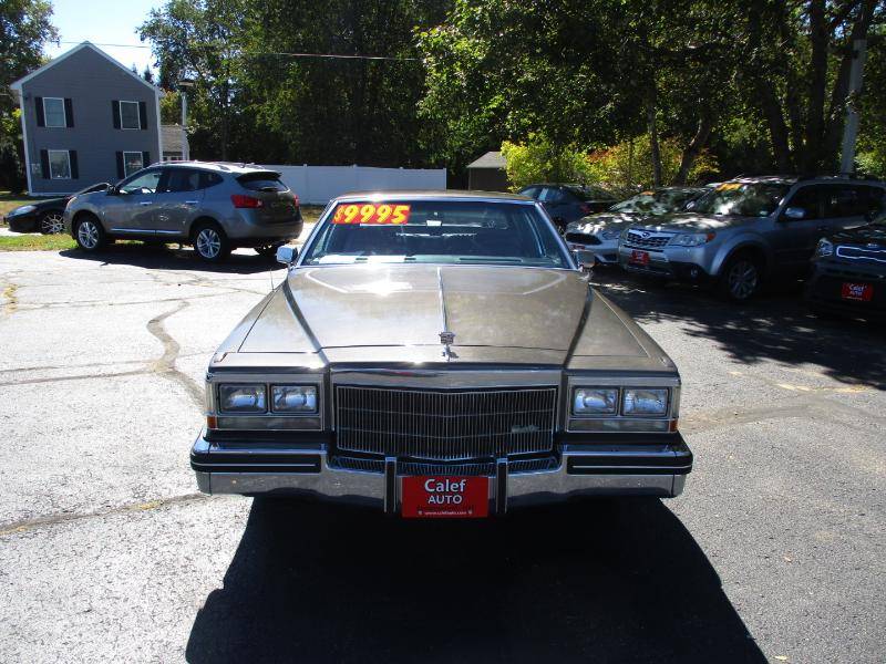 Cadillac-deville-1983-grey-1