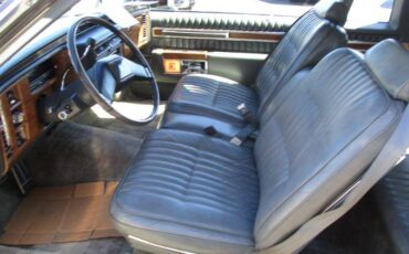 Cadillac-deville-1983-grey-7