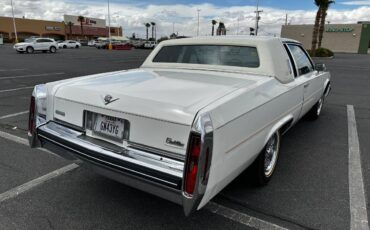 Cadillac-deville-1984-white-10